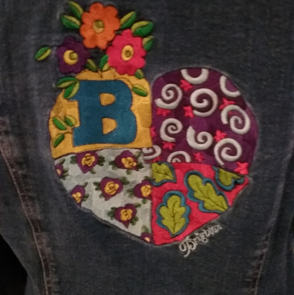 NWOT Brighton Embroidered Heart Patch Denim Jean Jacket - Picture 2 of 5